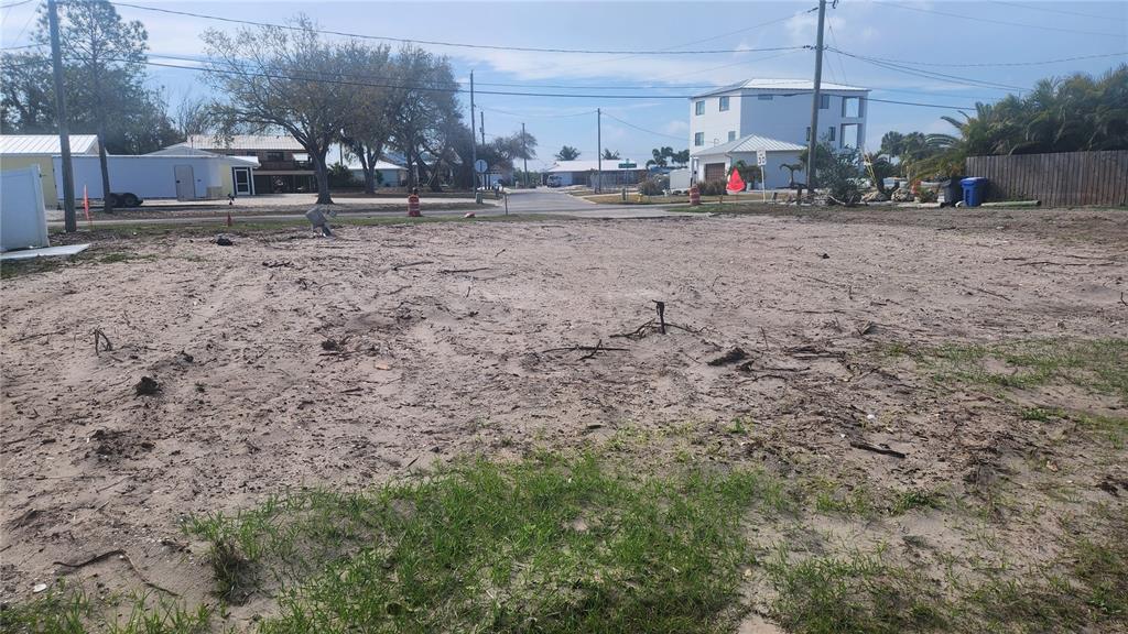 3203 W SHELL POINT ROAD, RUSKIN, FL — photo 2 of 3