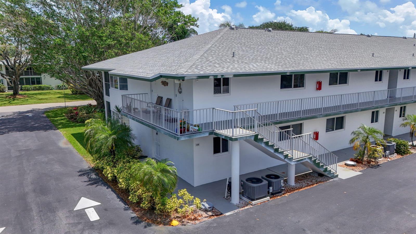 6 Garden Street E # 108p, Tequesta FL 33469