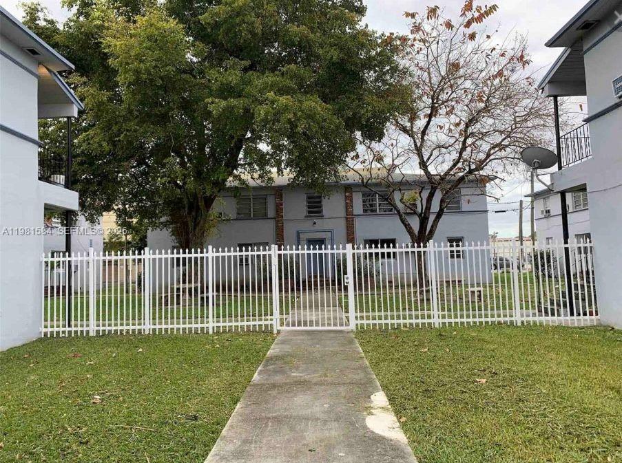 424 NE 82nd St # 4C, Miami FL 33138