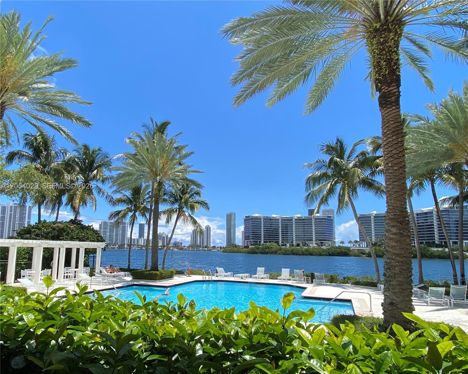 3165 NE 184th St # 6205, Aventura FL 33160