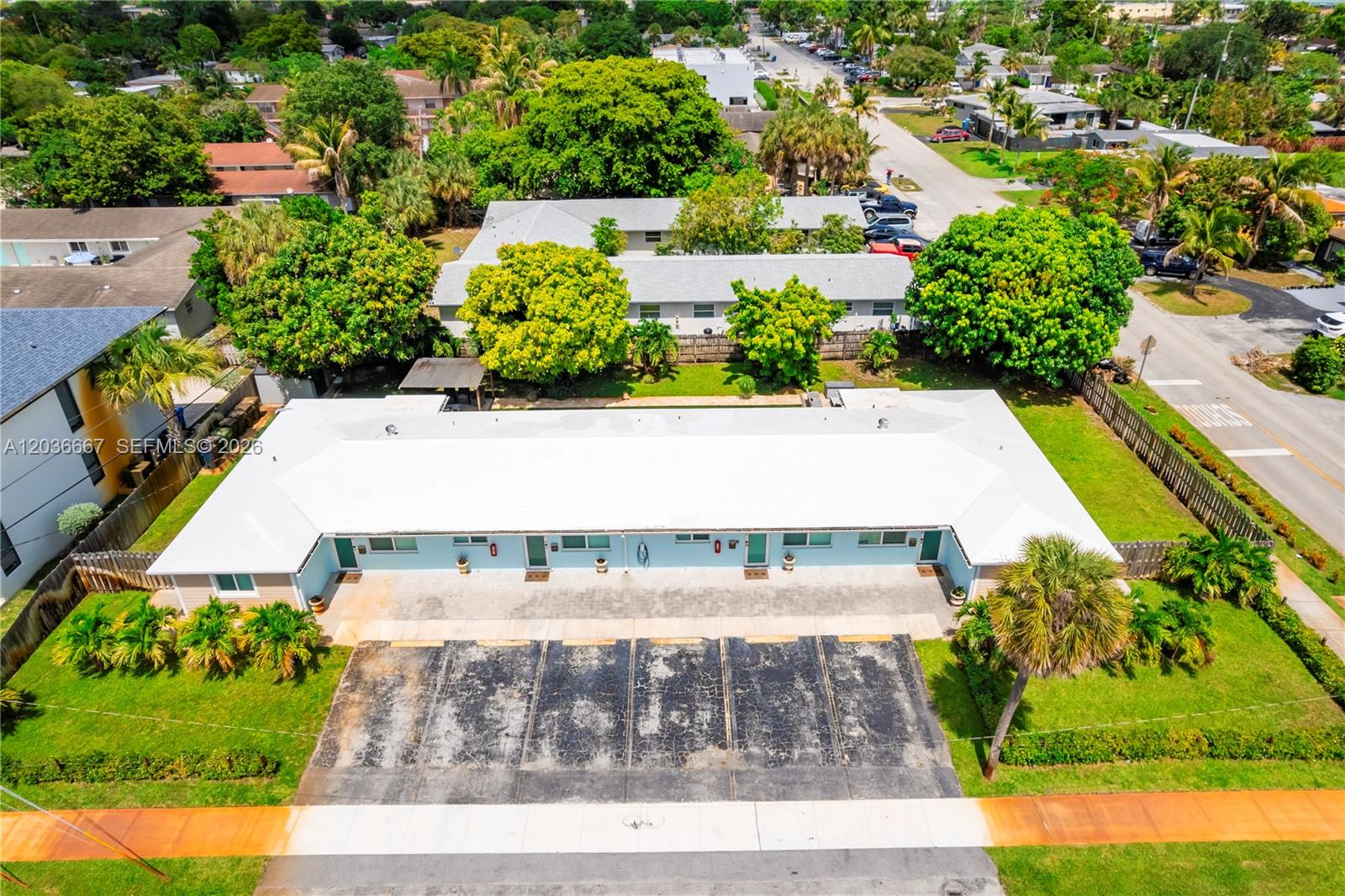 4008 NW 5th Ave, Oakland Park FL 33309