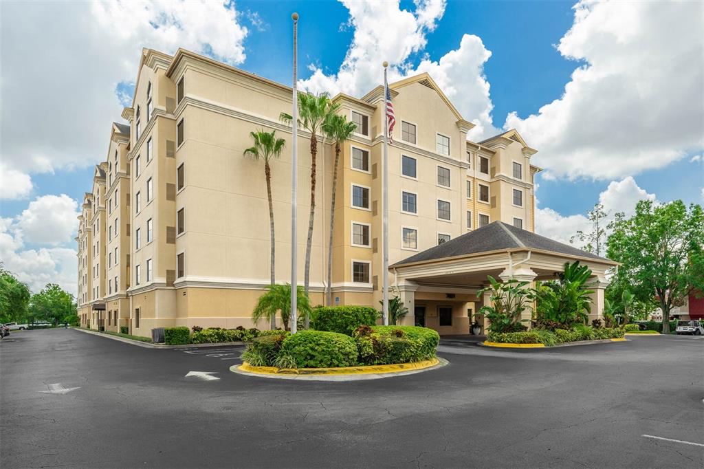 7601 CANADA AVENUE UNIT 208