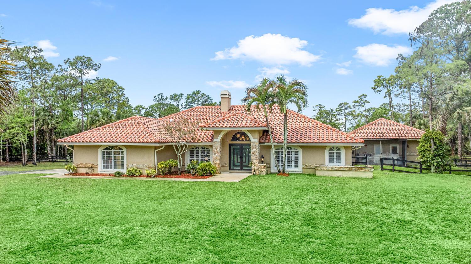 2559 Palm Deer Drive, Loxahatchee FL 33470