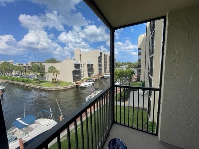 17 Royal Palm Way # 302, Boca Raton FL 33432