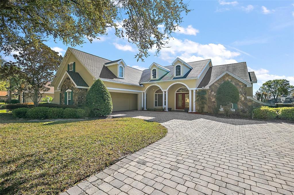 1075 CEASARS COURT