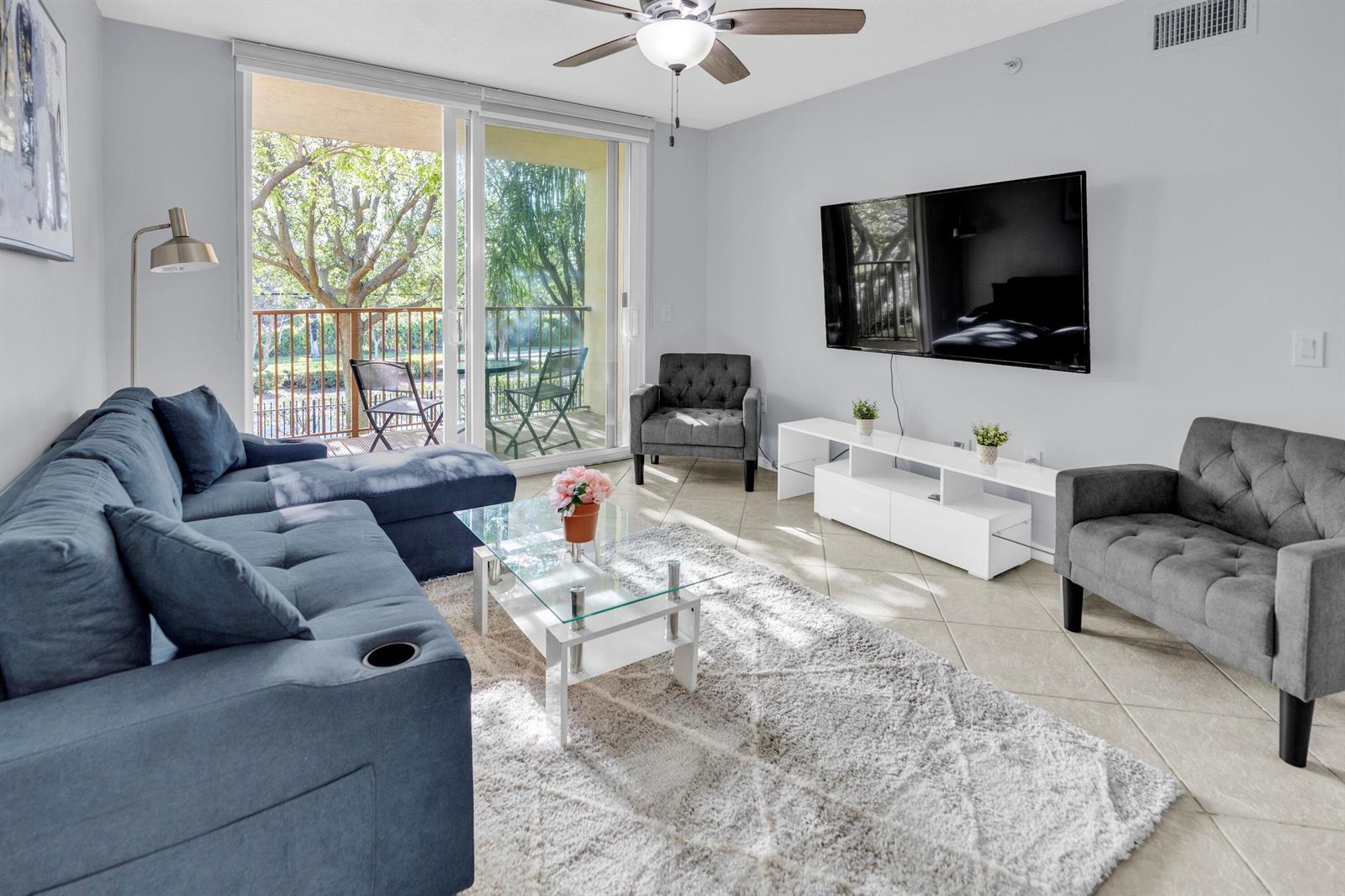 214 Villa Circle # 214, Boynton Beach FL 33435