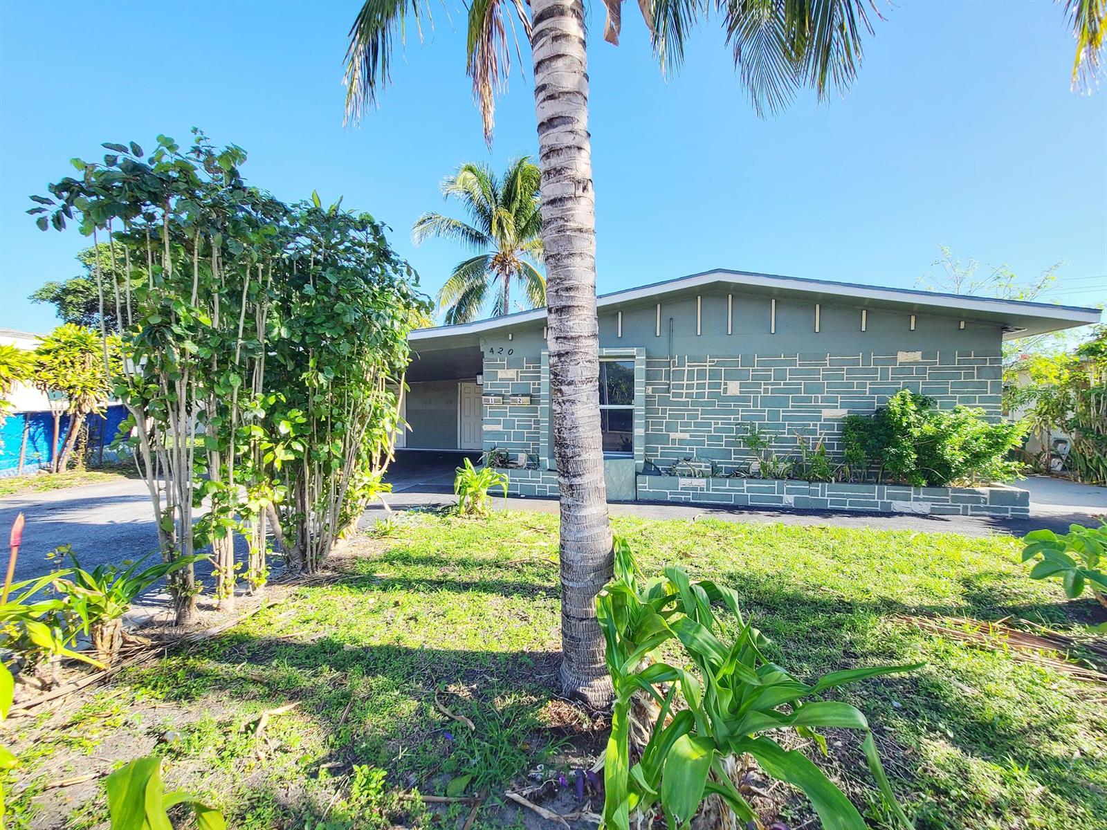 420 Blue Heron Boulevard # 2, West Palm Beach FL 33404