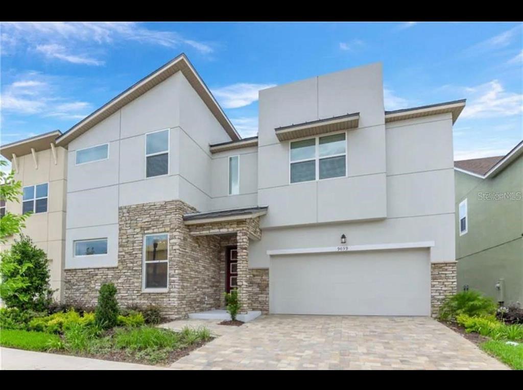 9039 SUNSHINE RIDGE LOOP