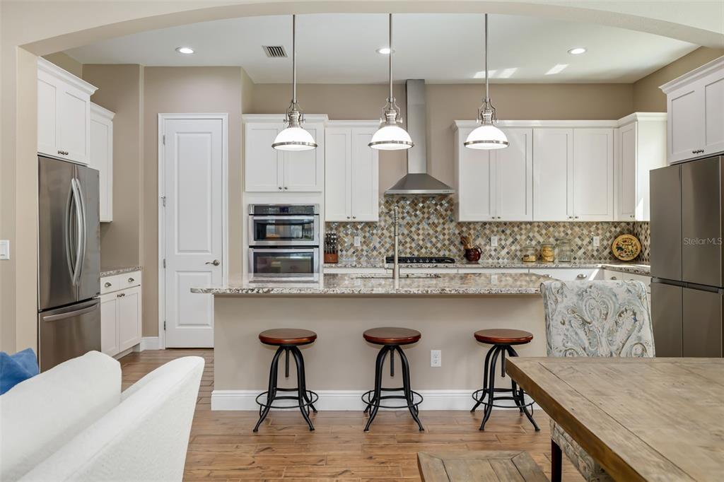 10107 CARNOUSTIE PLACE, BRADENTON, FL — photo 5 of 30