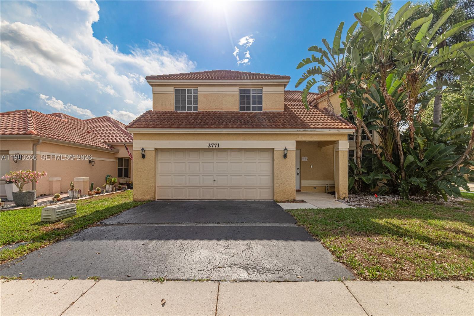 2771 Oakview Way, Davie FL 33328