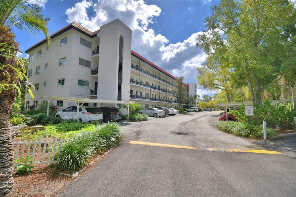 200 EL CAMINO DRIVE UNIT 206
