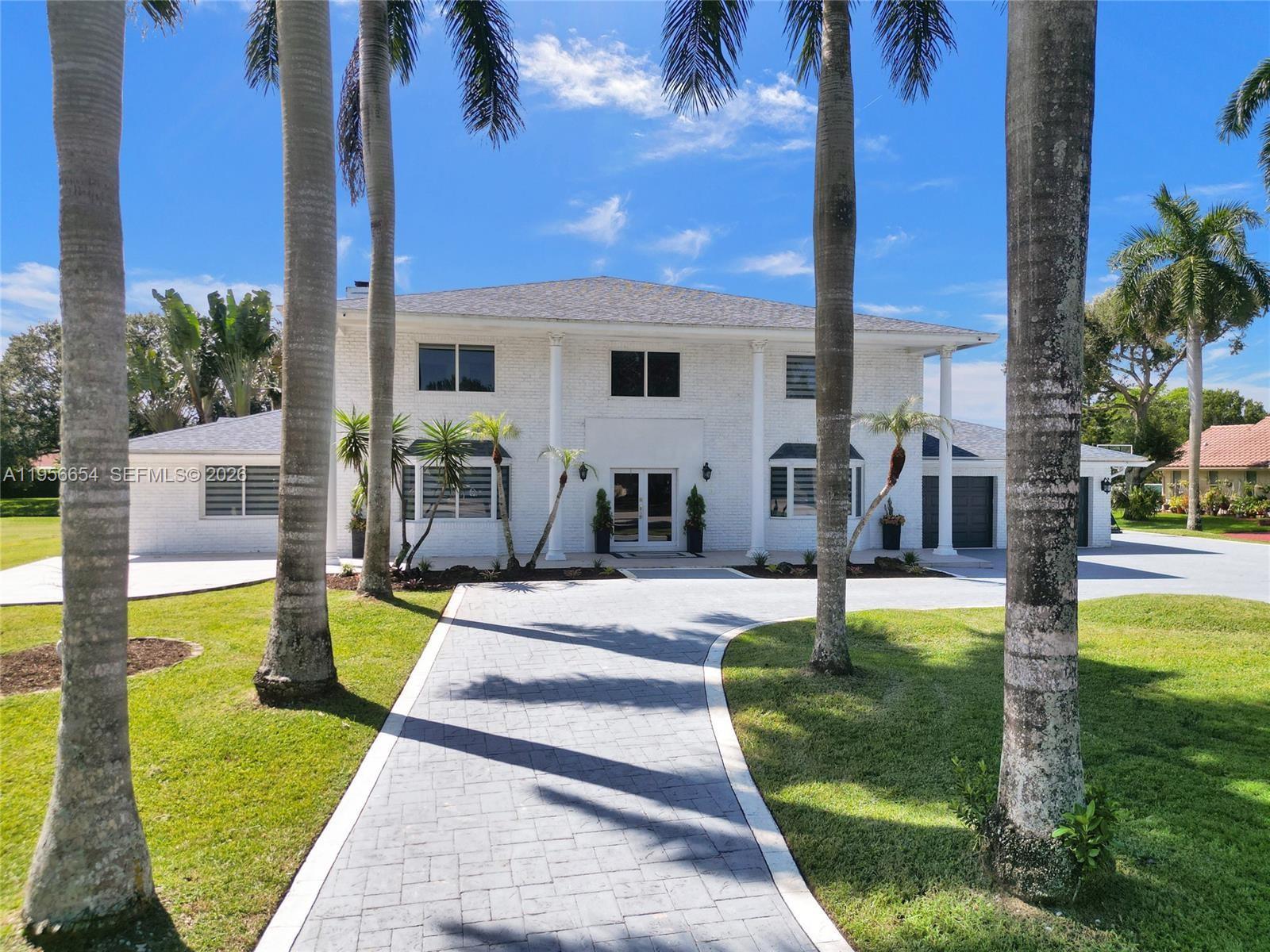 11824 SW 43rd Ct, Davie FL 33330