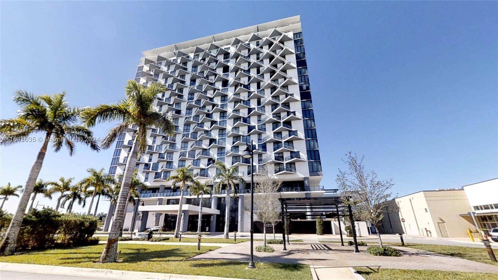 5252 NW 85th Ave # 1207, Doral FL 33166