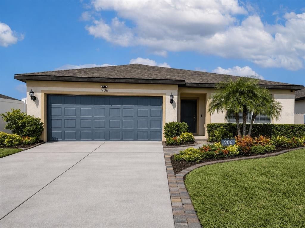 906 SWAYING SAWGRASS AVENUE