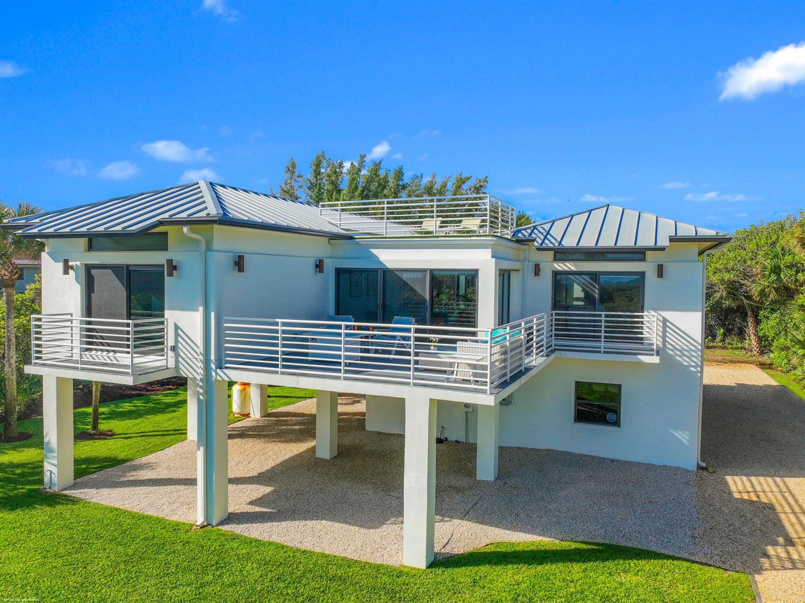 116 N Beach Road, Jupiter Island FL 33455