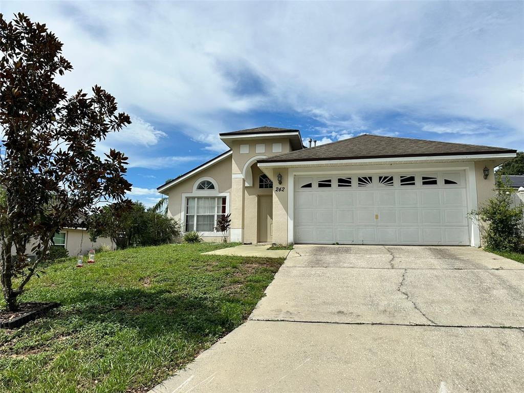 242 DURANGO LOOP STREET, DAVENPORT, FL — photo 2 of 30