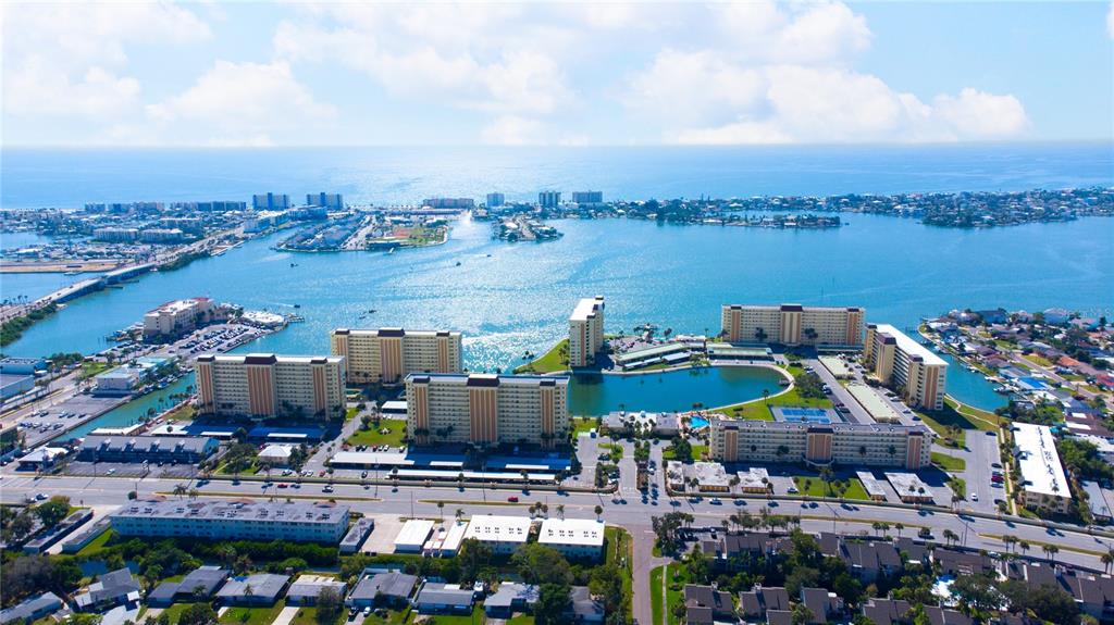 4725 COVE CIRCLE UNIT 207