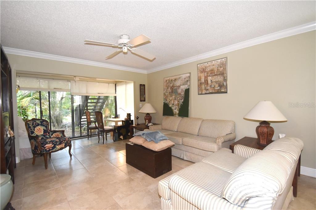 1716 GLENHOUSE DRIVE UNIT GL324