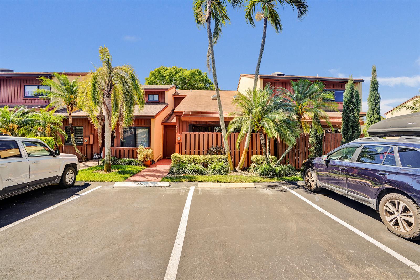 456 SE 14th Street, Dania Beach FL 33004