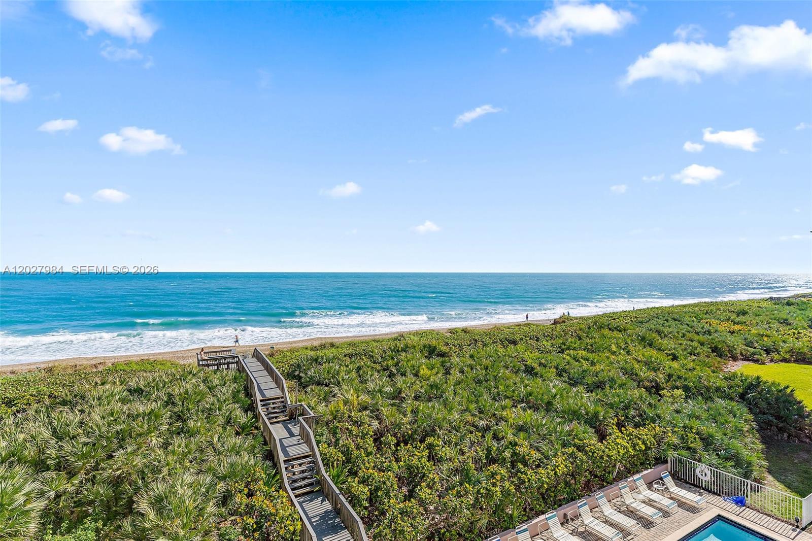 429 NE Tradewind Ln # 305, Hutchinson Island FL 34996