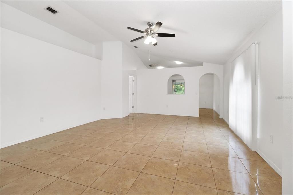 10437 OPUS DRIVE, RIVERVIEW, FL — photo 5 of 26
