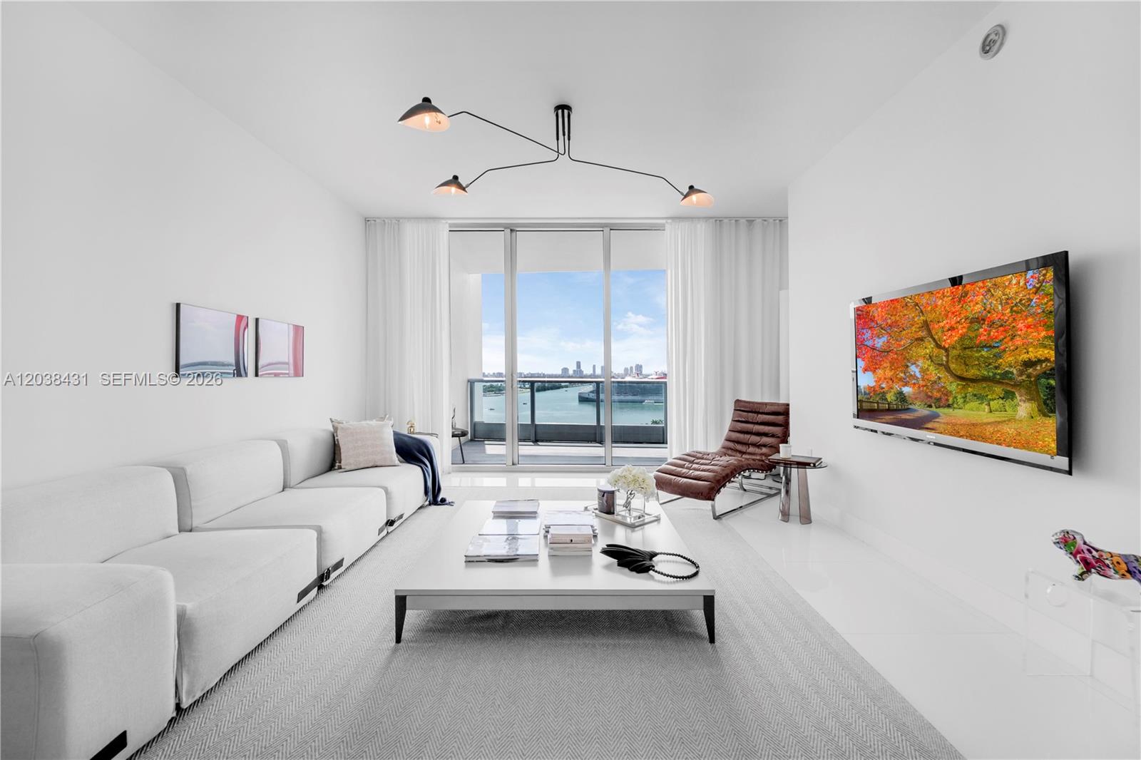 900 Biscayne Blvd # 2302, Miami FL 33132