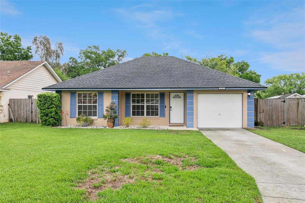 1711 CHARLESTON LANE