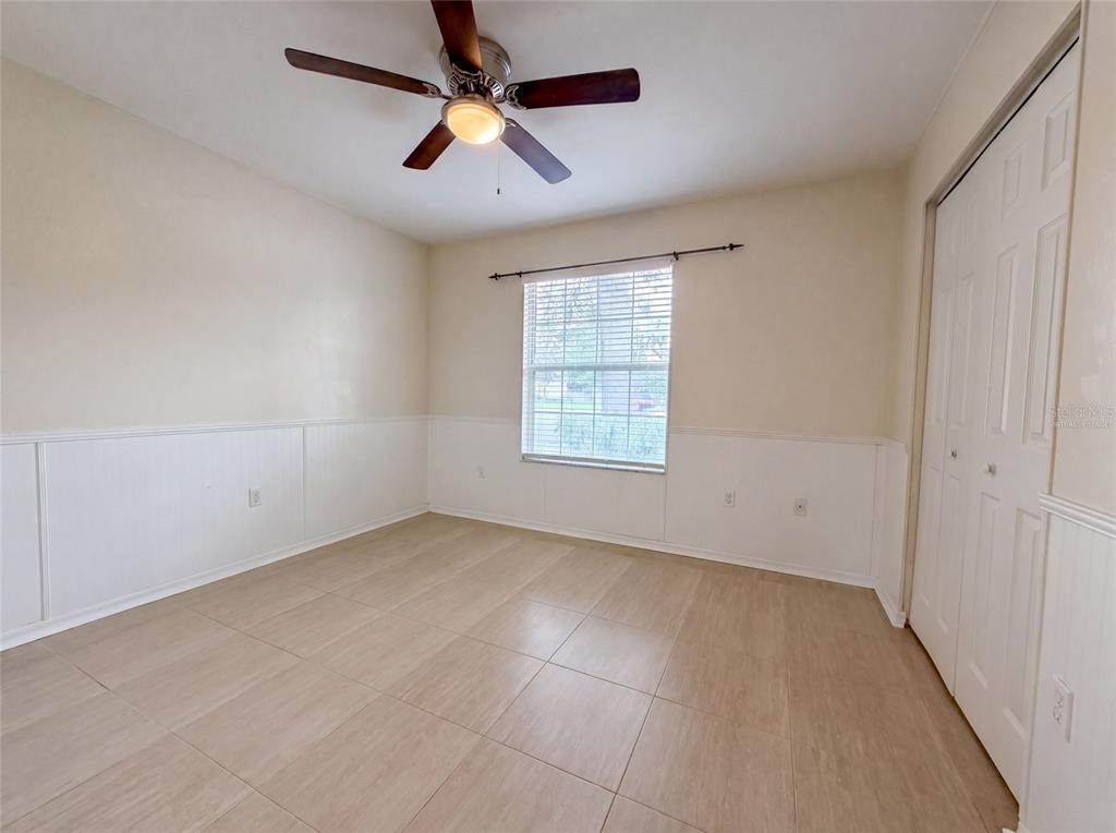 944 NW 87TH DRIVE, GAINESVILLE, FL — photo 4 of 23