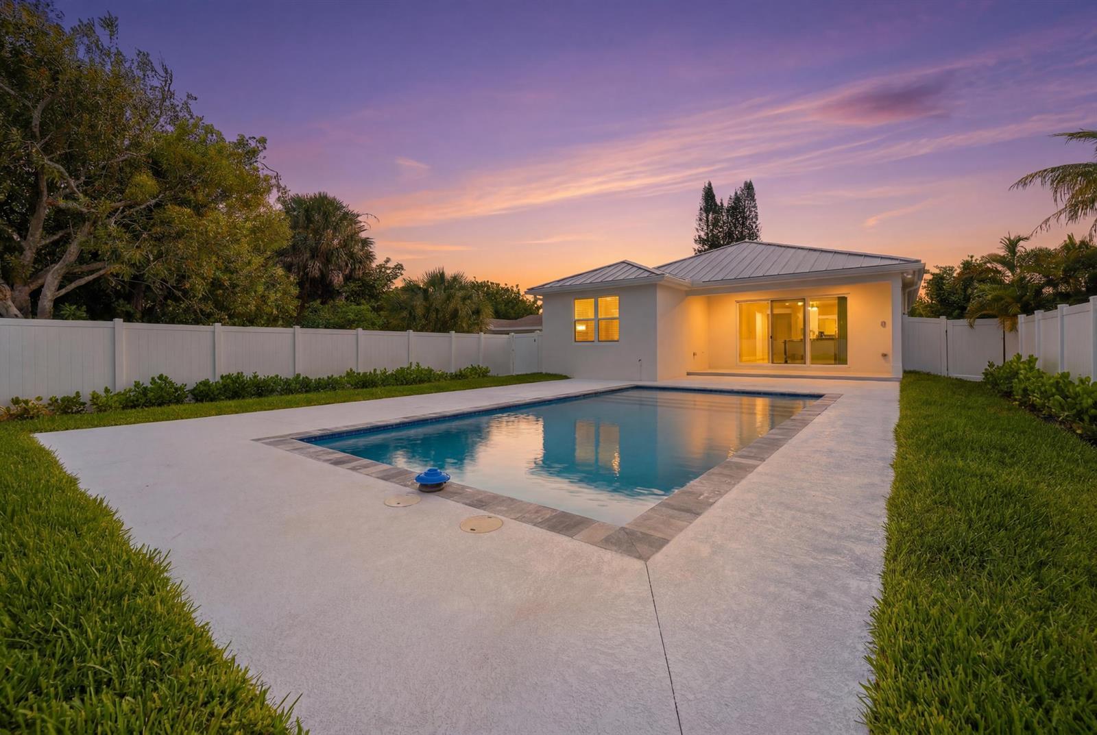 316 SW 4th Avenue, Delray Beach FL 33444