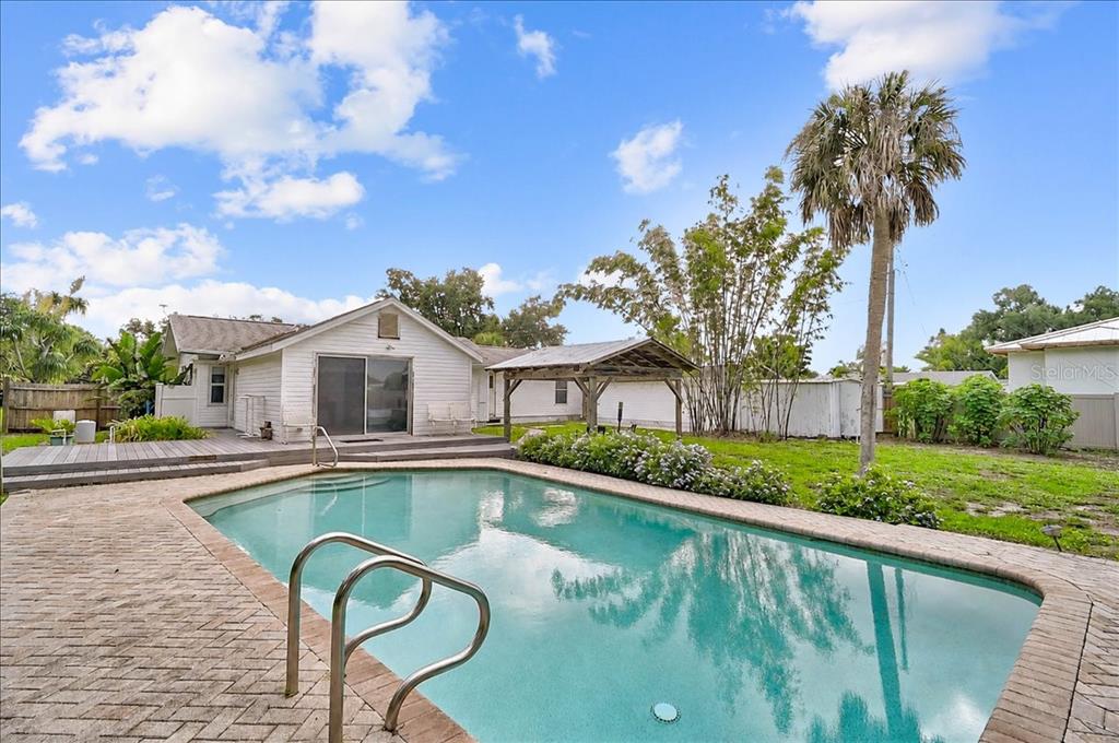 2404 BISPHAM ROAD, SARASOTA, FL — photo 5 of 30