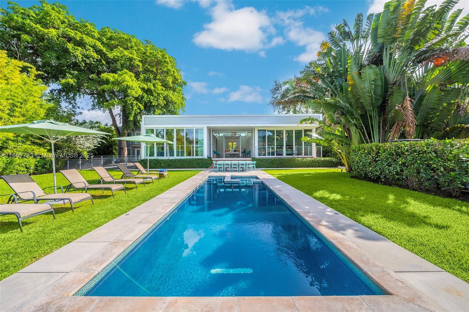 1000 NE Little River Dr, Miami FL 33138