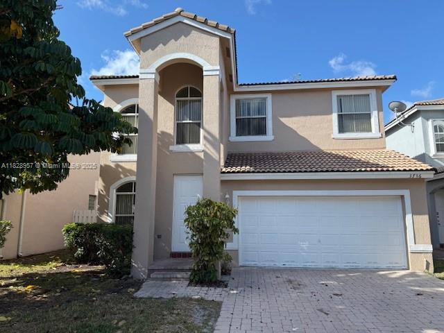 3736 SW 50th St, Hollywood FL 33312