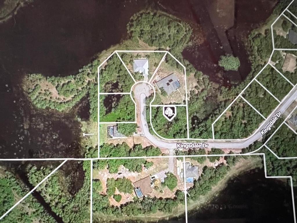 This is an aerial map showing residential lots and houses along a cul-de-sac — 2690 KINGSDALE DRIVE, DELTONA, FL