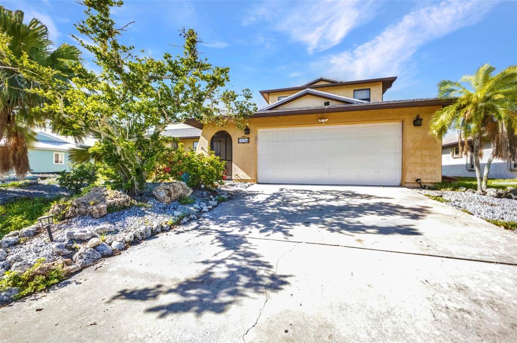 18566 ARAPAHOE CIRCLE