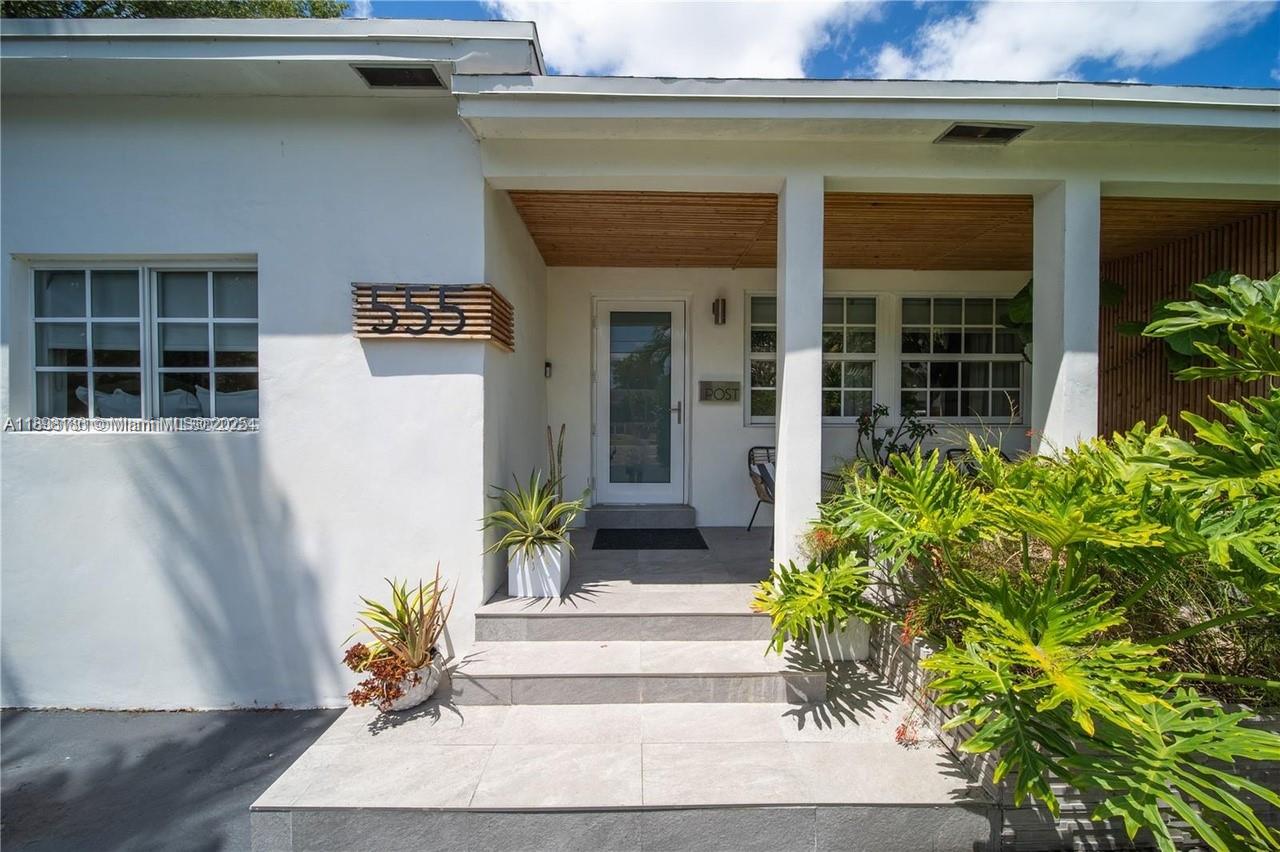 555 NE 127th Street, North Miami FL 33161