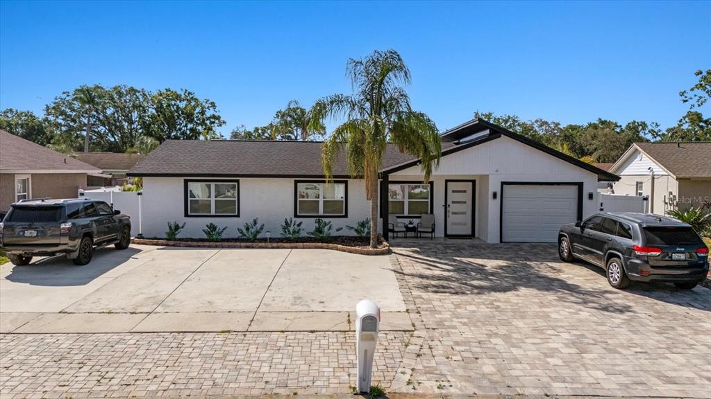 6428 MOSS WAY