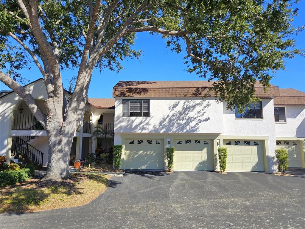 812 CAPRI ISLES BOULEVARD UNIT 225