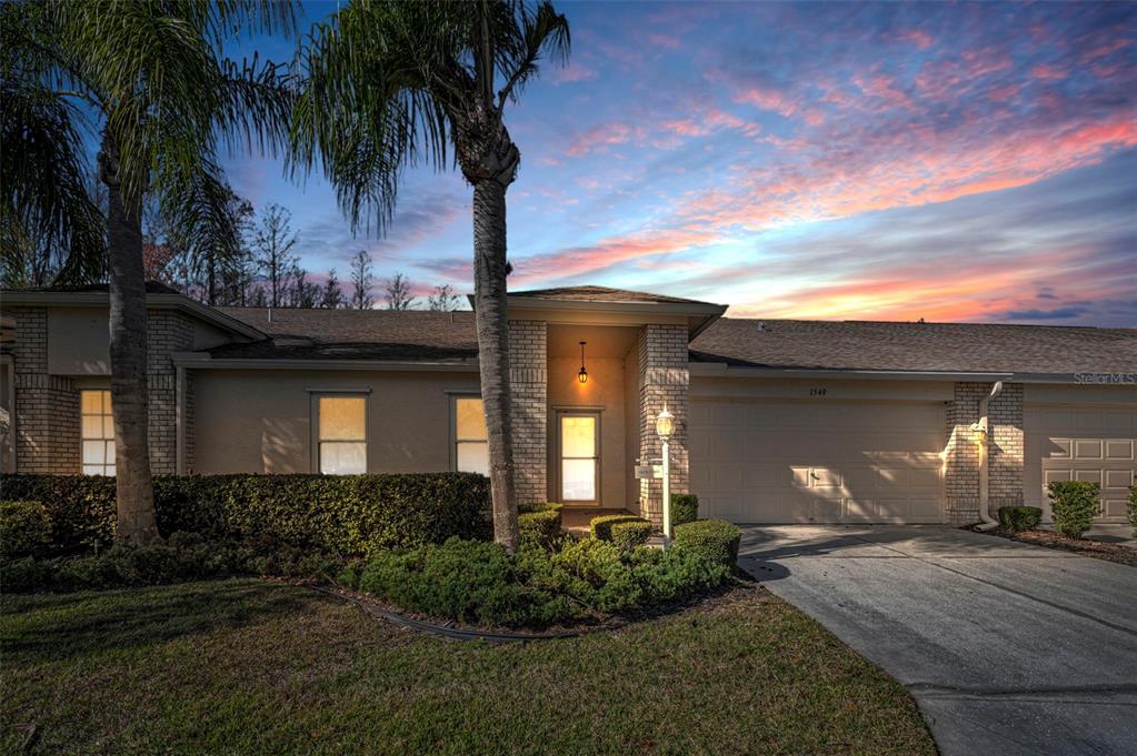 1549 ARLINGTON OAKS COURT
