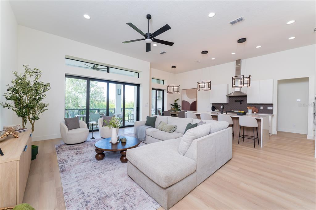 901 EAGLE LANE, APOLLO BEACH, FL — photo 3 of 18
