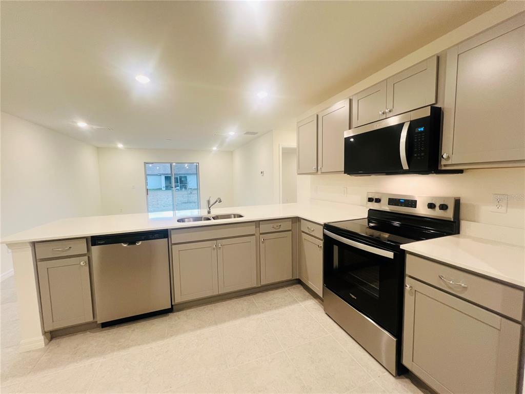 20 SLUMBER PATH, PALM COAST, FL — photo 2 of 23
