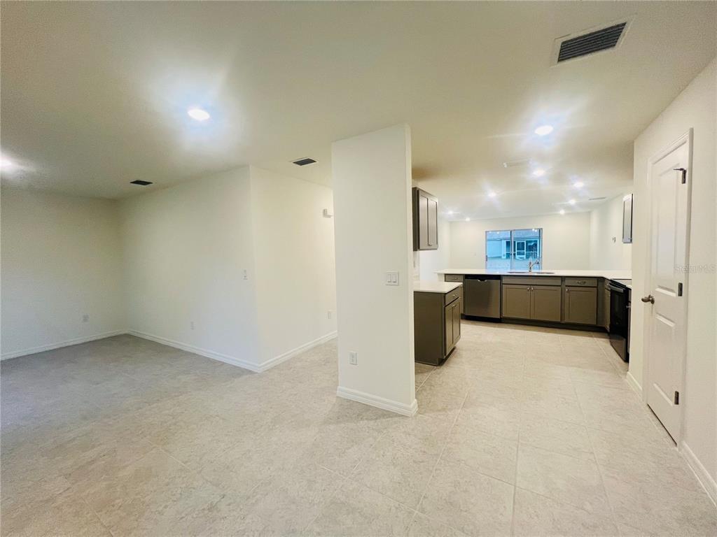 20 SLUMBER PATH, PALM COAST, FL — photo 5 of 23