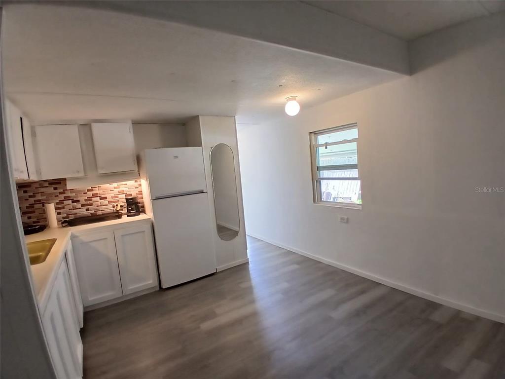 6604 SANDRA DRIVE, PORT RICHEY, FL — photo 4 of 17