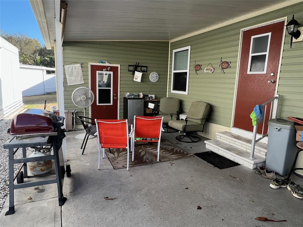 8300 SEMINOLE BOULEVARD UNIT 218, SEMINOLE, FL — photo 3 of 18