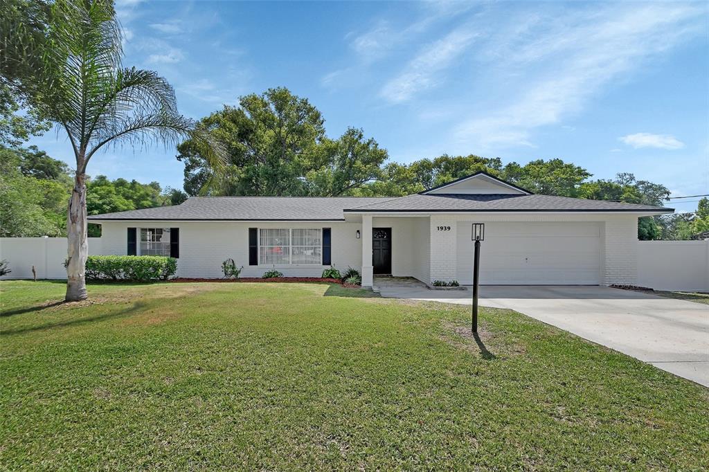 1939 WALLACE COURT