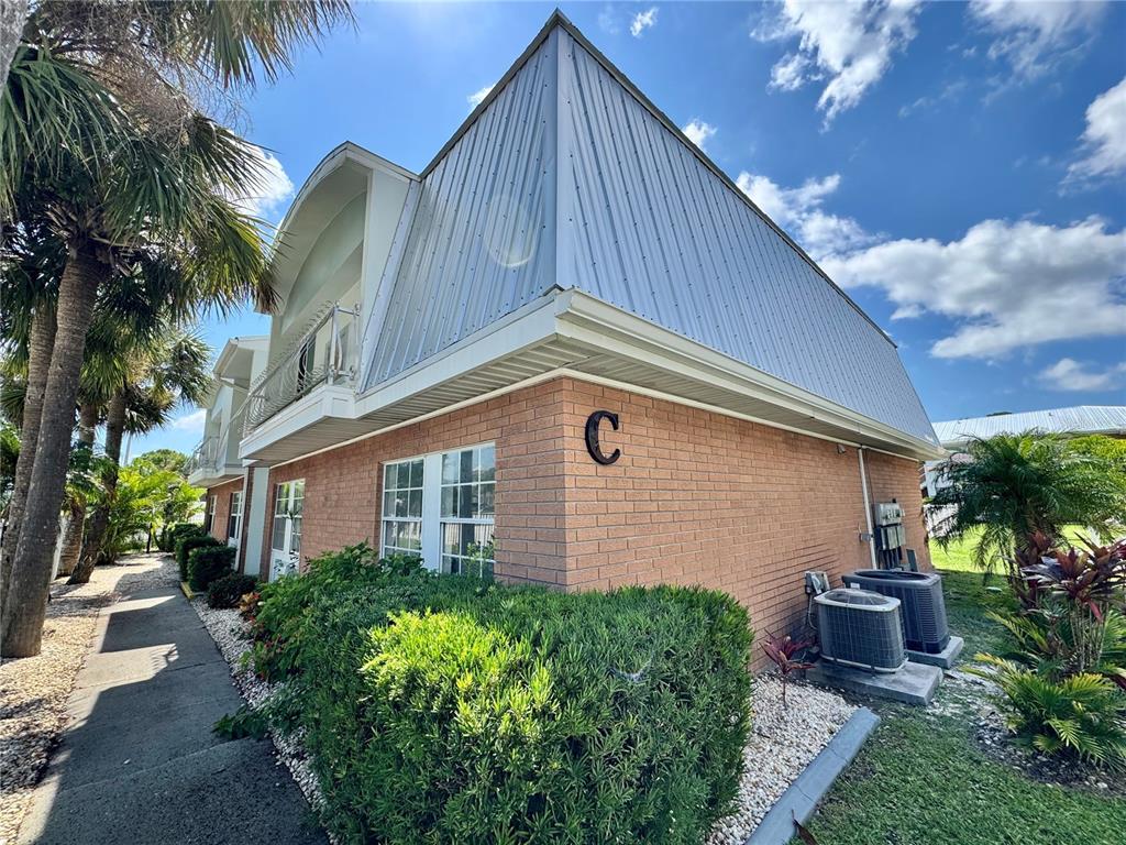22333 EDGEWATER DRIVE UNIT C2