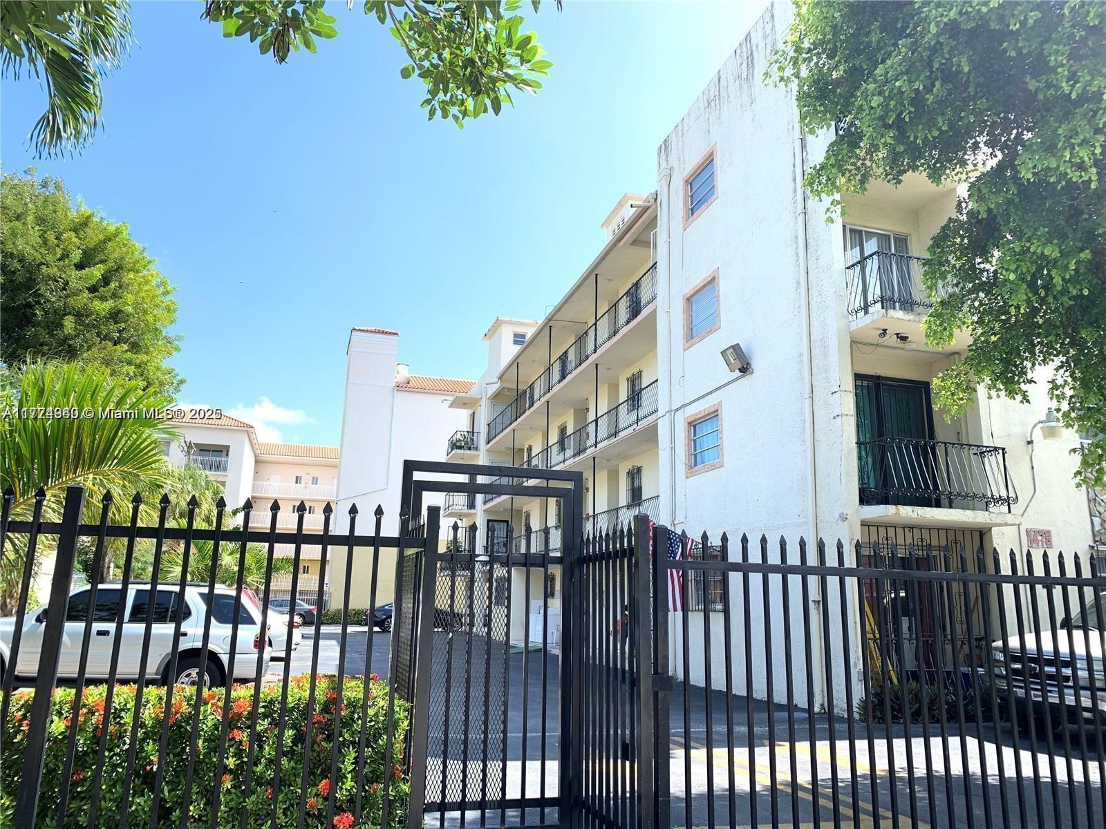 1478 NW 1st St # 304, Miami FL 33125