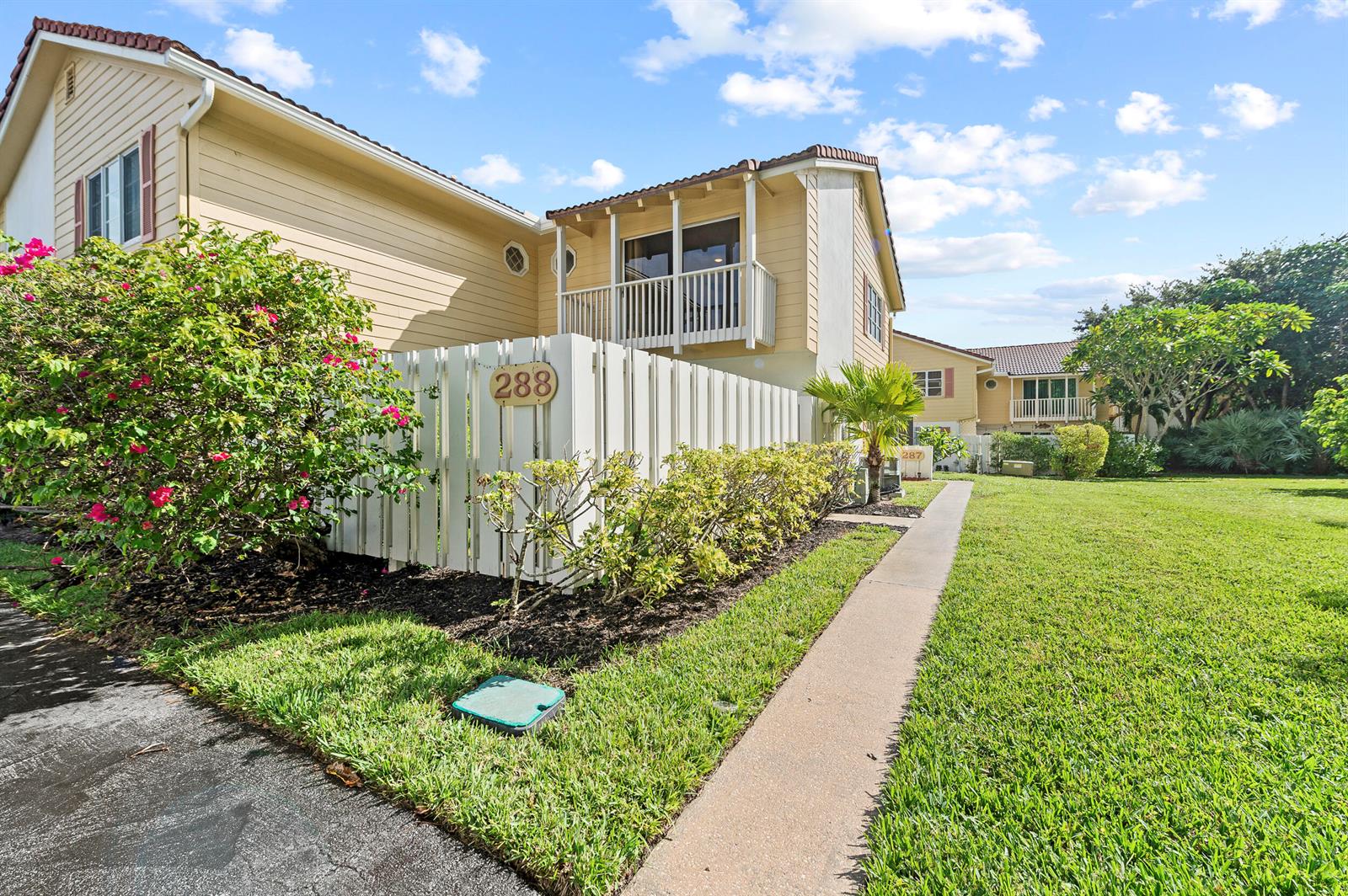 288 Seabreeze Circle, Jupiter FL 33477