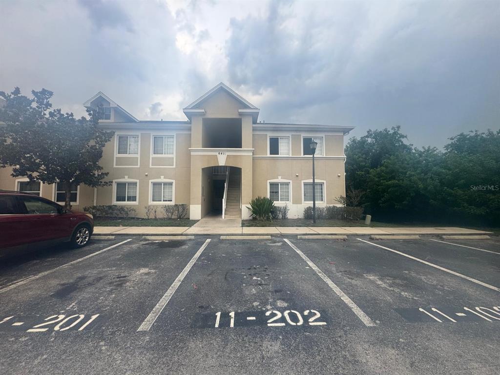 6411 CYPRESSDALE DRIVE UNIT 202