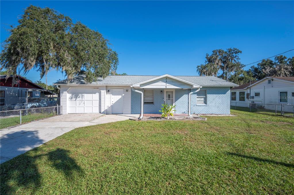 2318 GOLFVIEW STREET