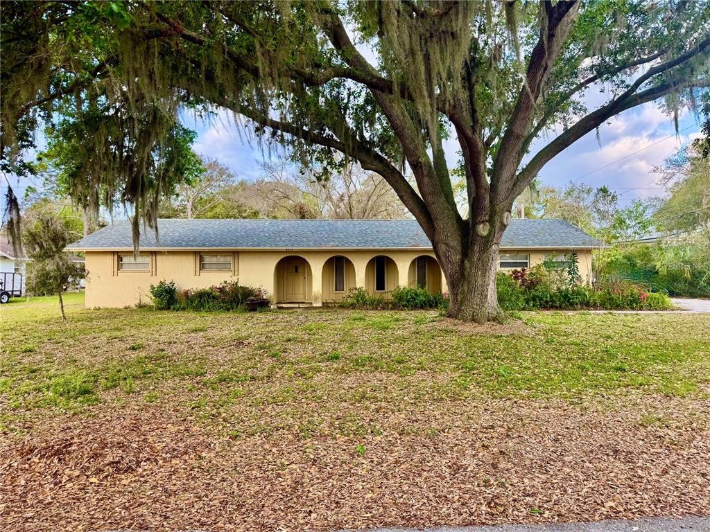 5422 OAKWAY DRIVE